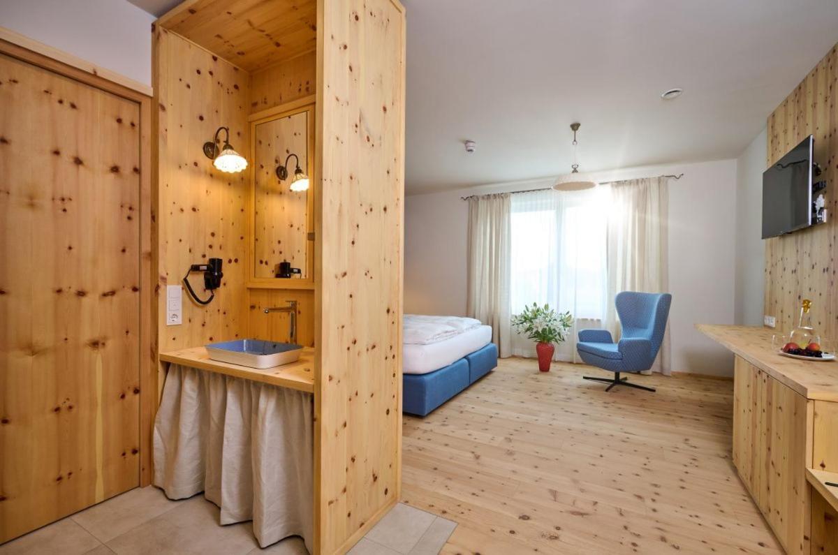 שטראובינג Hotel Der Einrichter מראה חיצוני תמונה
