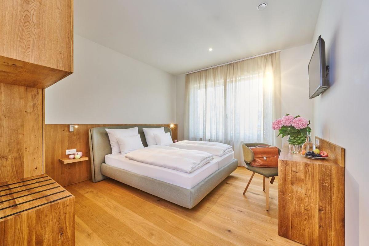 שטראובינג Hotel Der Einrichter מראה חיצוני תמונה