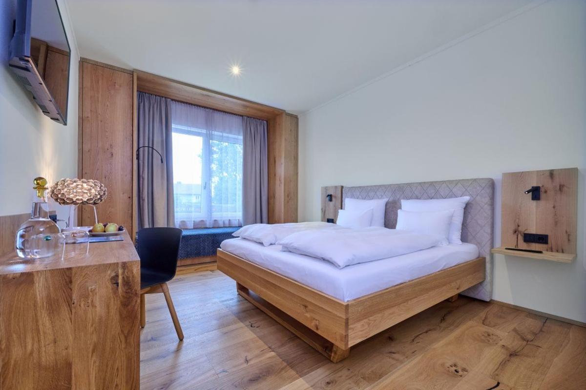 שטראובינג Hotel Der Einrichter מראה חיצוני תמונה