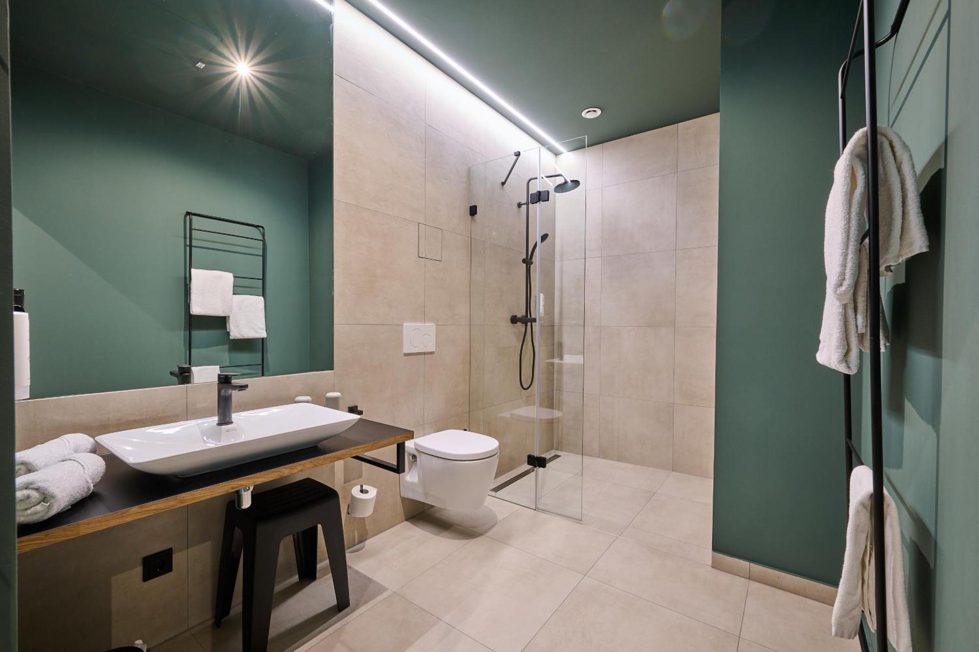 שטראובינג Hotel Der Einrichter מראה חיצוני תמונה