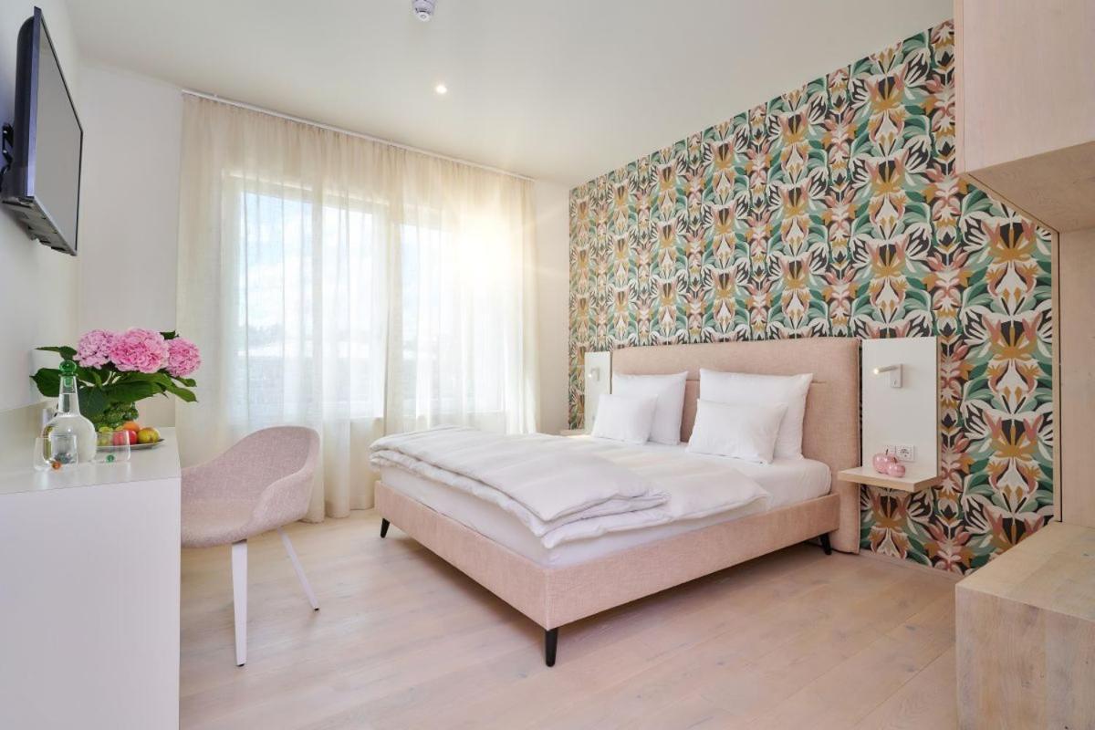 שטראובינג Hotel Der Einrichter מראה חיצוני תמונה