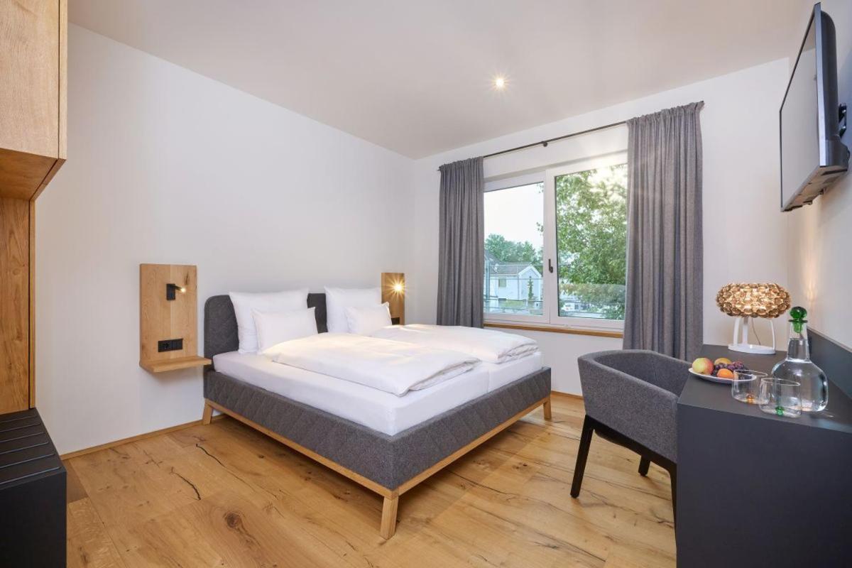 שטראובינג Hotel Der Einrichter מראה חיצוני תמונה